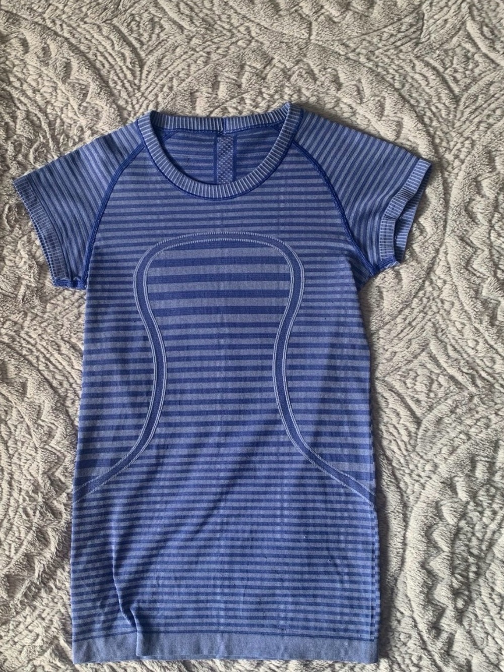 Lululemon swiftly tech short sleeve crew